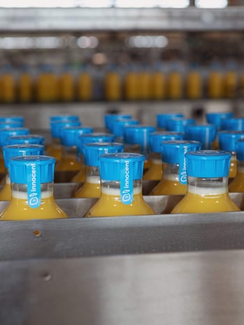 innocent Flaschen in der Produktion