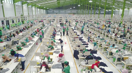 Textilfabrik Fashionindustrie @HongKi - stock.adobe.com